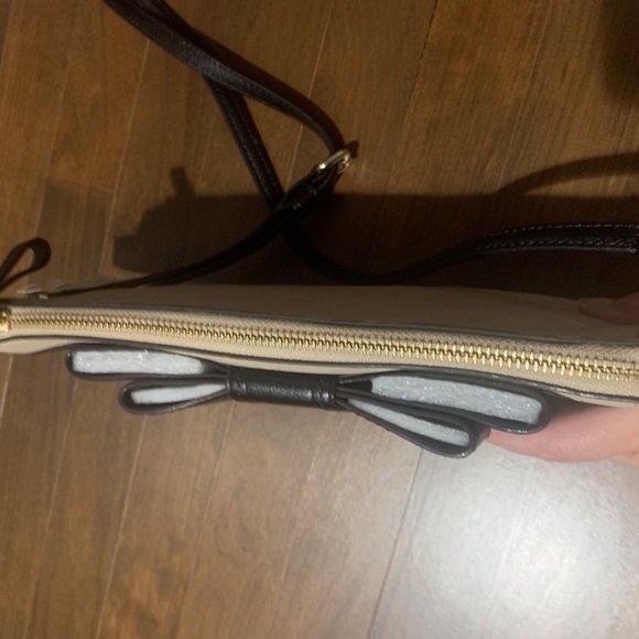 NWT Kate Spade Celina Villabella Avenue Bone & Black Leather Bow Crossbody Bag - Picture 6 of 16